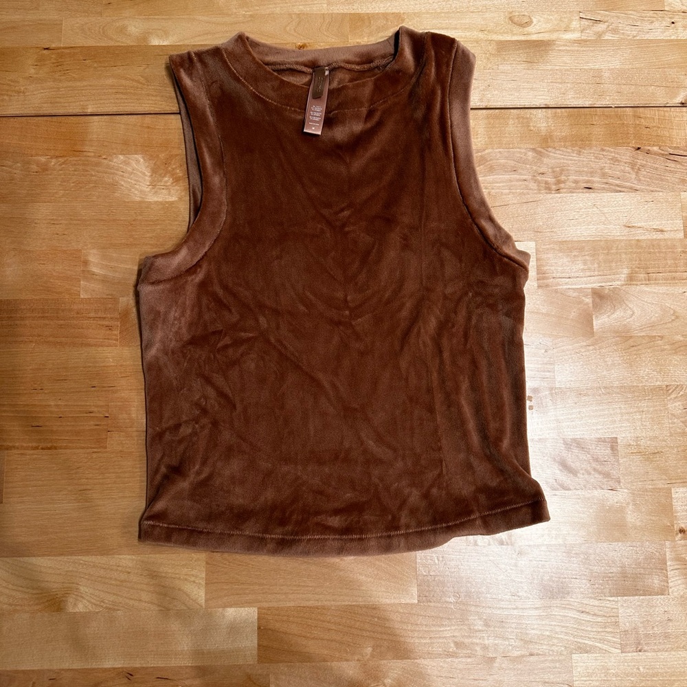 Skims Crop Top